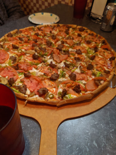 Suzi`s Pizza